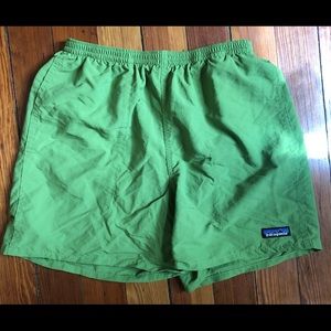 Patagonia green baggies shorts